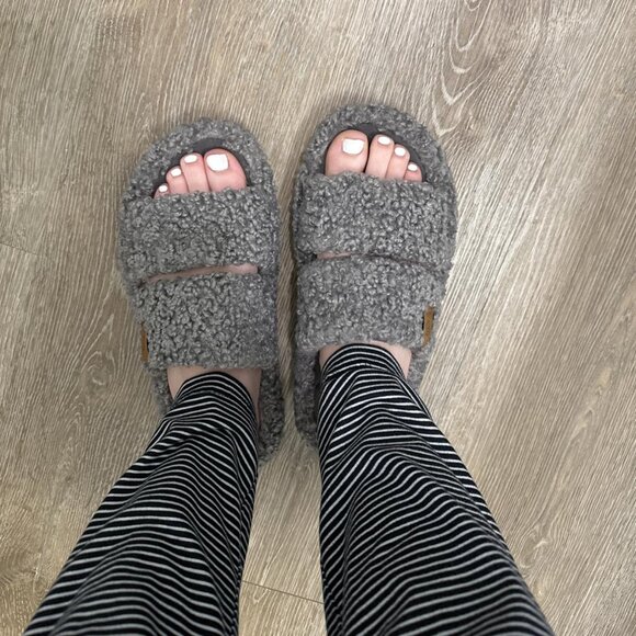 Women's Cool-Gray Fuzzy Open-toe Slippers Soft Comfy Foam Indoor House Shoes - Picture 2 of 11